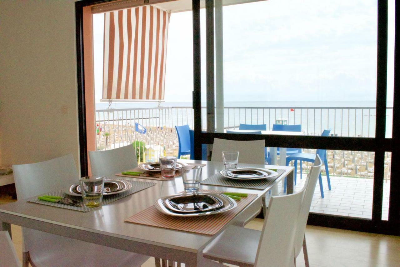 App4Rent Augustus Sea View - Family House - Wifi&Parking - 3 Rooms 리도 디 예솔로 외부 사진