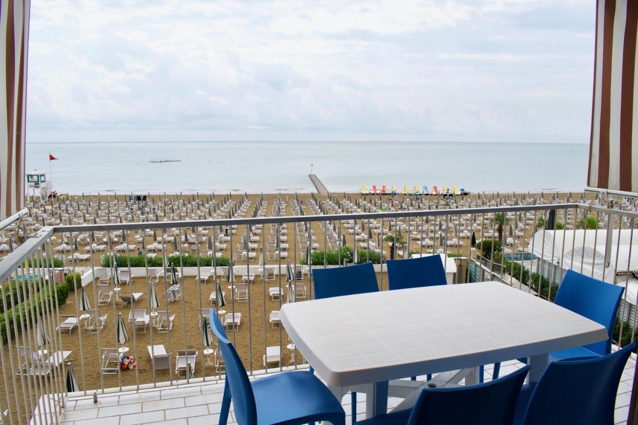 App4Rent Augustus Sea View - Family House - Wifi&Parking - 3 Rooms 리도 디 예솔로 외부 사진